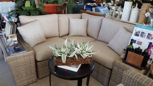 Klaussner outdoor deals furniture